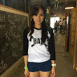 Meet your Posher, Leah